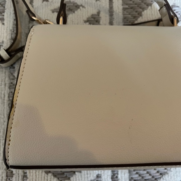 Mango Flap Bag - Picture 5 of 12